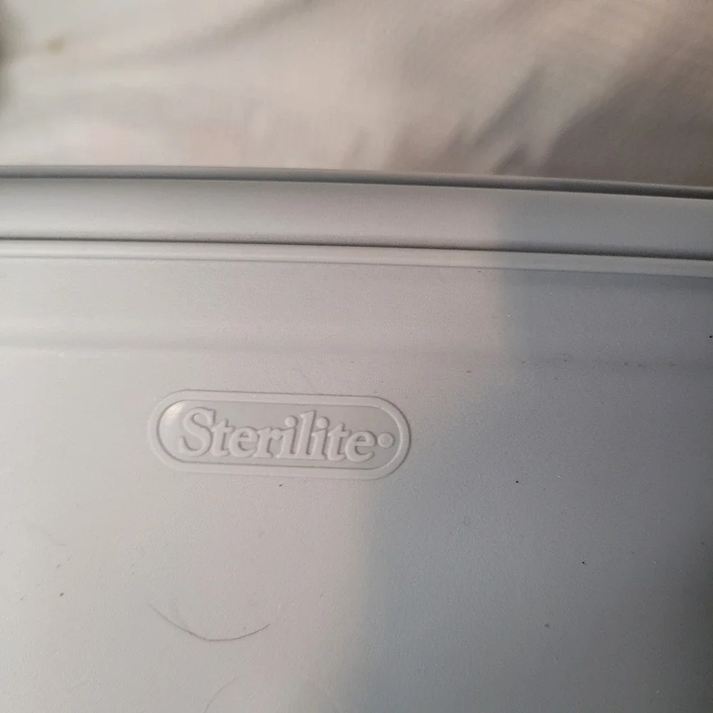 Sterilite Gray Plastic Storage Baskets Set of 2 Rectangular Ventilated‎ Bins